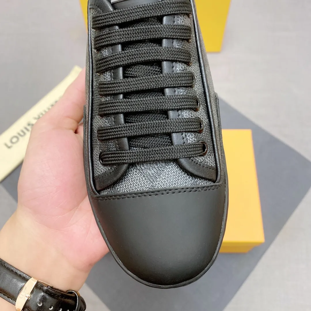 p360🇮🇹🇮🇹LV🔍🔍Men's 🚹Classic series counters are on sale simultaneously, code number: 38-44, 🇮🇹Italian imported cowhide lining + original special materials, completely 1⃣️ Than 1⃣️Reproduction🇮🇹💪Sole: The original sole is specially provided by the original factory. The exclusive movable molded sole is super comfortable. ⚠The original factory follows the order, 🔍🔍high quality, you can go in and out of the counter at will, welcome to compare. No. 019